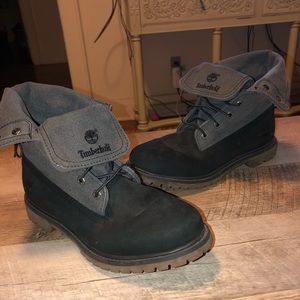 Timberland’s black/grey roll-top fold-down boots